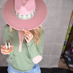 Fame Biggest Fan Geometric Strap Fedora in Pink